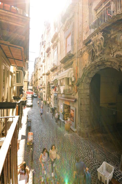 Look House Apartment Napoli Bagian luar foto