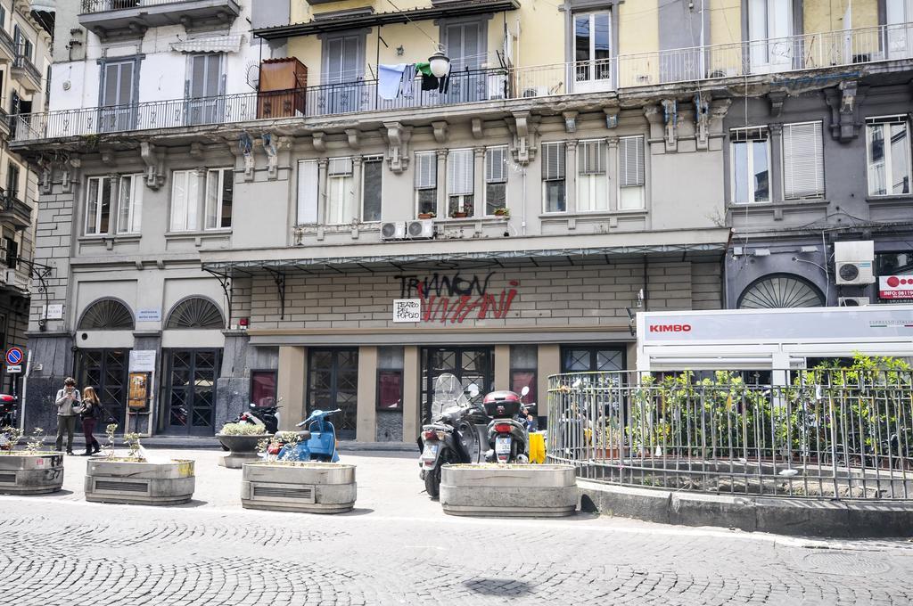 Look House Apartment Napoli Bagian luar foto